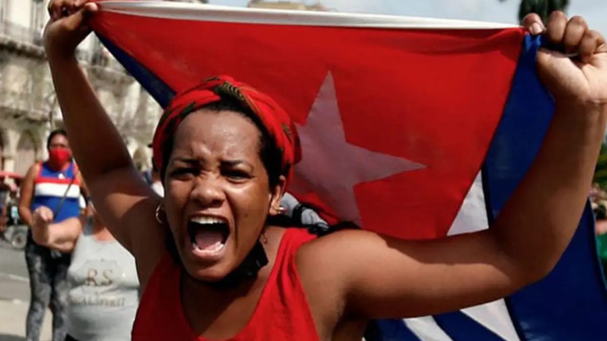 Cuba autoriza excepcionalmente a viajeros la importación de alimentos y medicamentos sin límites ni aranceles